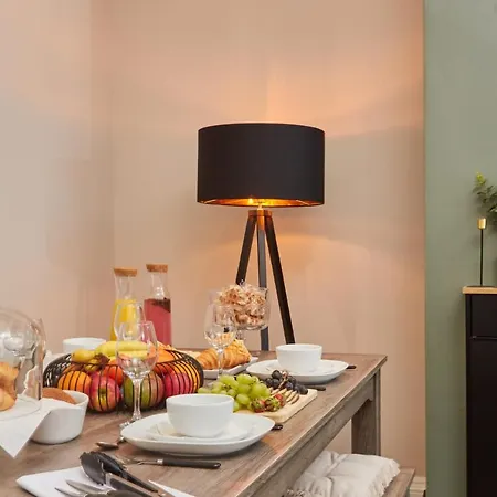 10 Percent Off - 3 Nights - Leeds - Bradford - Free Parking * Bradford (West Yorkshire)